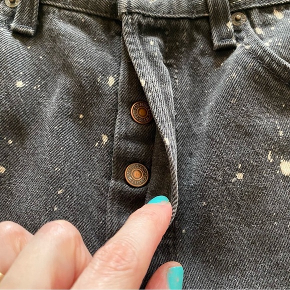 Levi’s Jean Shorts Jorts Waist 27 Unisex Womens Small 4 6 90s Levis Long Shorts - Picture 4 of 13